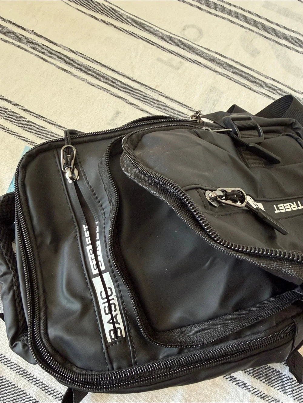 S1 Black Men's Sling Bag